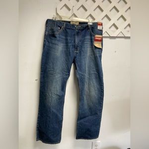 $15 🌲 COUNTDOWN TO BLACK FRIDAY Men’s Wrangler Authentics Jeans Size 40 x 32 NWT